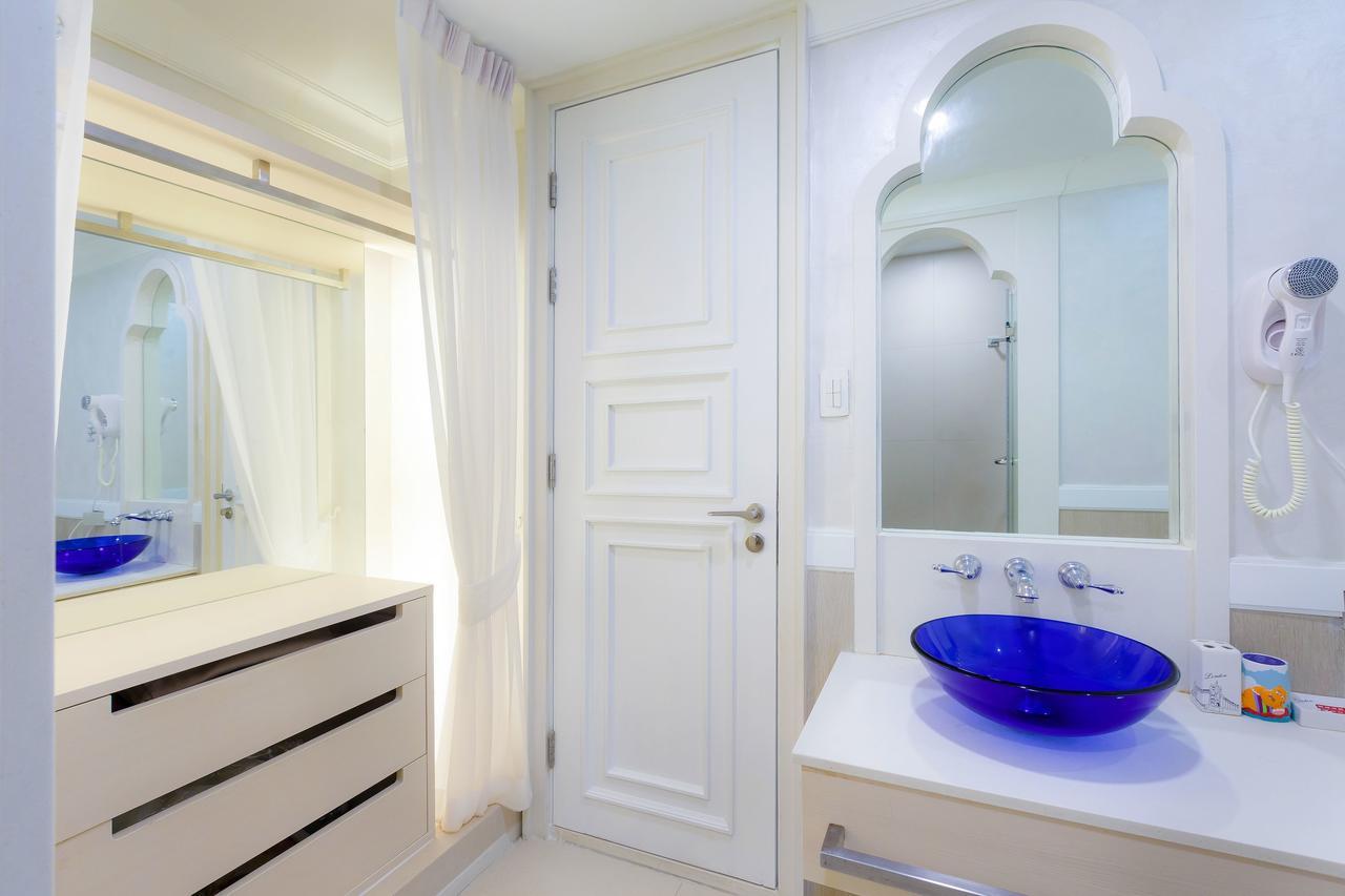 Marrakesh Beachfront Condominium هوا هين المظهر الخارجي الصورة